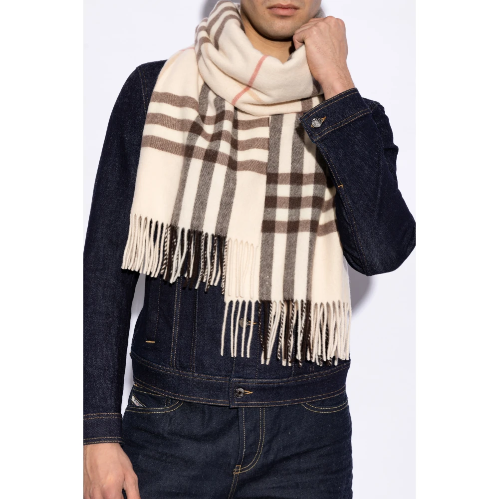 Burberry Kasjmier sjaal met franjes Pink Unisex