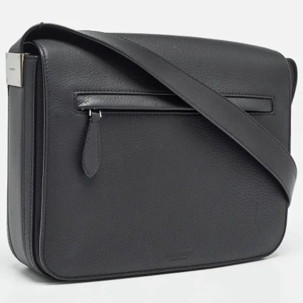 Burberry Vintage Pre-owned Leather shoulder-bags Black Heren