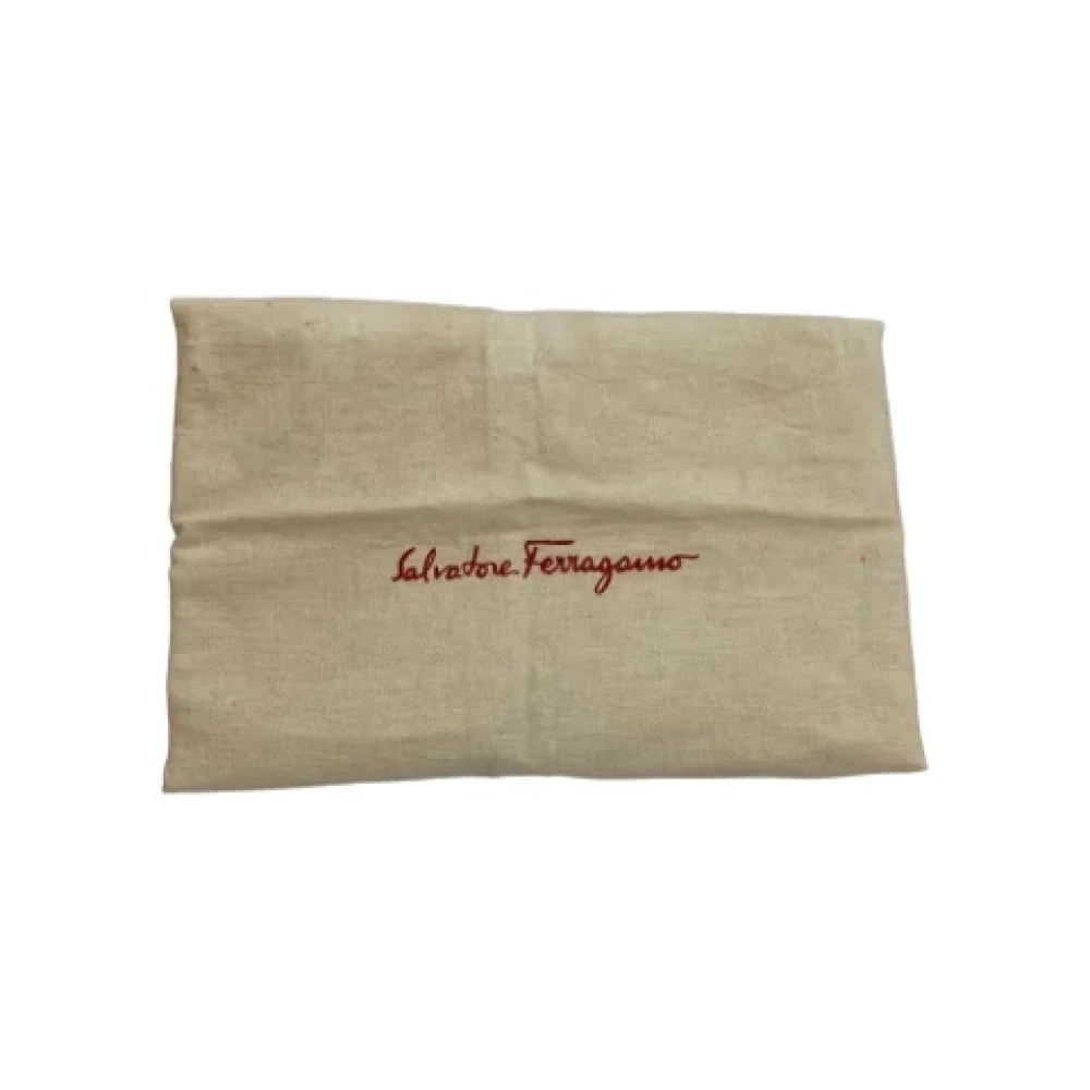 Salvatore Ferragamo Pre-owned Fabric handbags Brown Dames