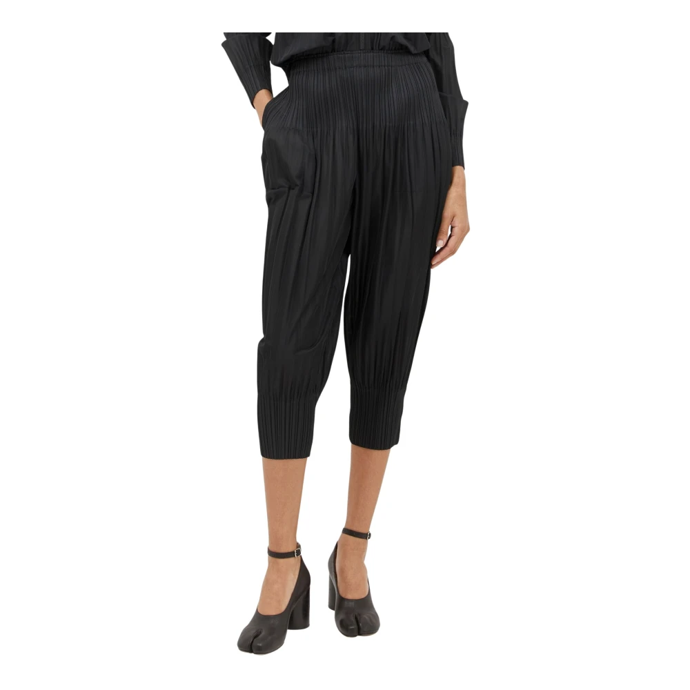 Trousers > Cropped Trousers - - Issey Miyake - Modalova
