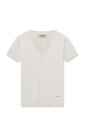 tee-shirt-a-col-en-v-doux-en-ecru