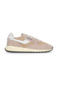 baskets-rose-en-daim-pour-femme