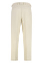 pantalon-en-coton-avec-poches-et-coupe-fuselee
