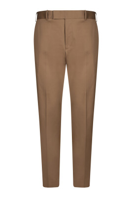 beige-skraddade-byxor-for-man