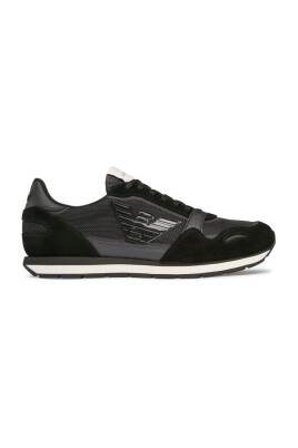 casual-sneakers