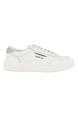 lave-sneakers