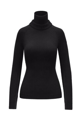 black-turtle-neck-sweater-with-fleece-inserts