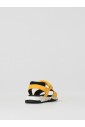 sandales-enfants-en-cuir-jaune-confort-style