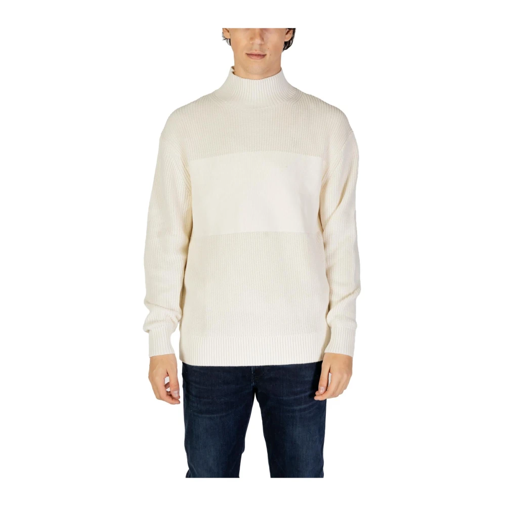 Calvin Klein Jeans Men's White Turtleneck Knitwear Sweater