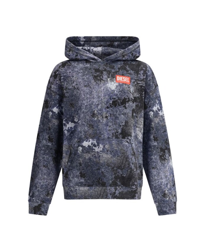 sweat-a-capuche-urbain-avec-patch-monogramme