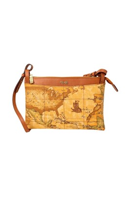 beige-leather-zip-bag-fall-winter
