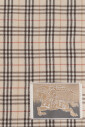 echarpe-a-carreaux-avec-patch-logo-et-bords-franges