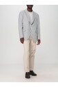 chinos-droits-beige-intemporels
