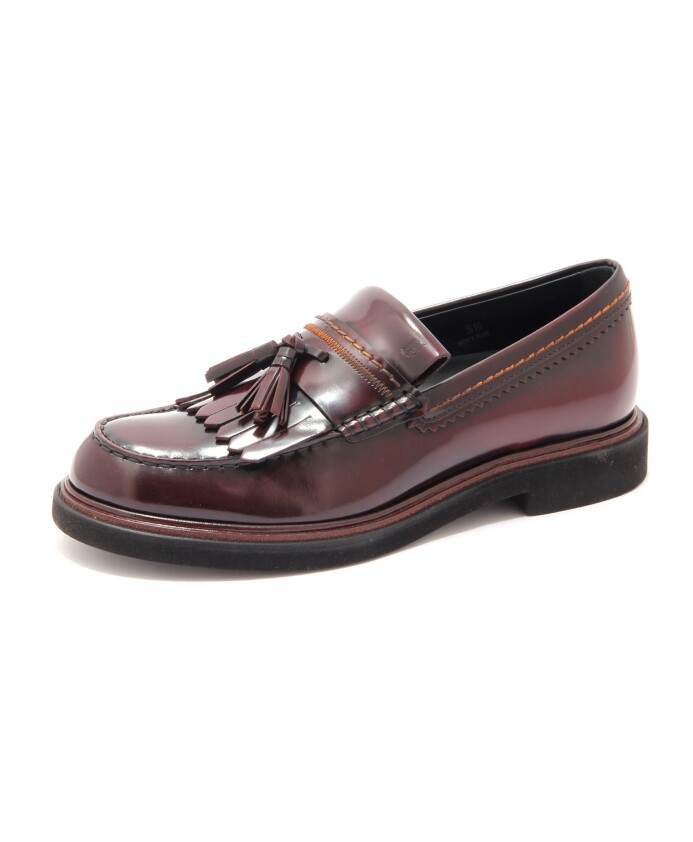 mocassin-bordeaux-en-cuir-a-franges