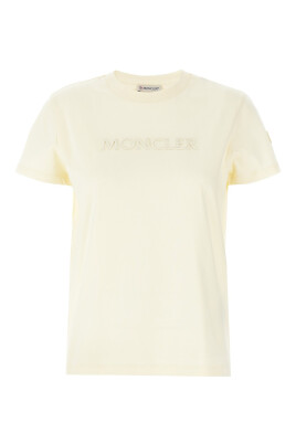 white-t-shirts-and-polos-with-logo