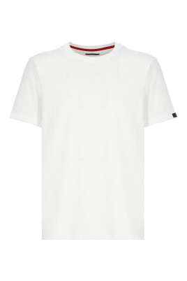 white-crewneck-t-shirt