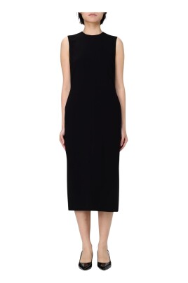 black-sleeveless-midi-dress
