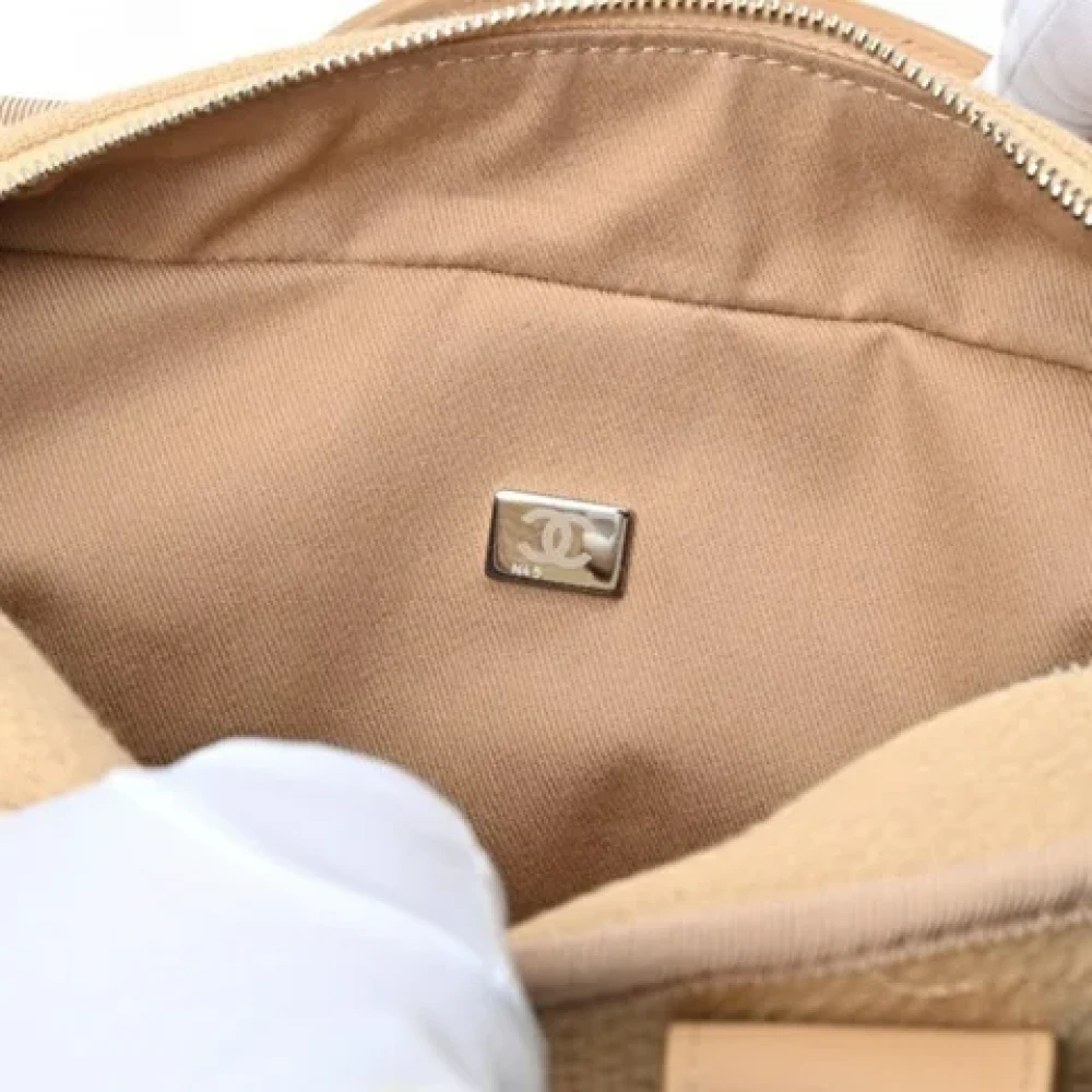 Chanel Vintage Pre-owned Canvas chanel-bags Beige Dames