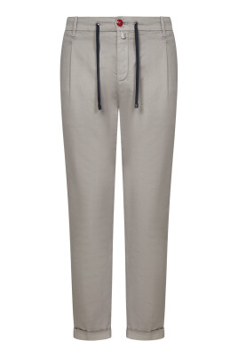 grey-trousers-stylish-model