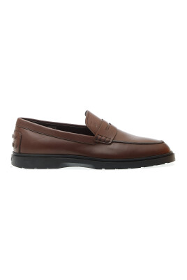 black-leather-loafers-stylish-design