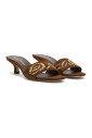 mules-a-talons-brodees-de-fleurs-en-daim-marron