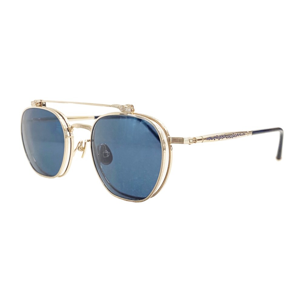 Sunglasses on sale Shop Sunglasses online at Miinto