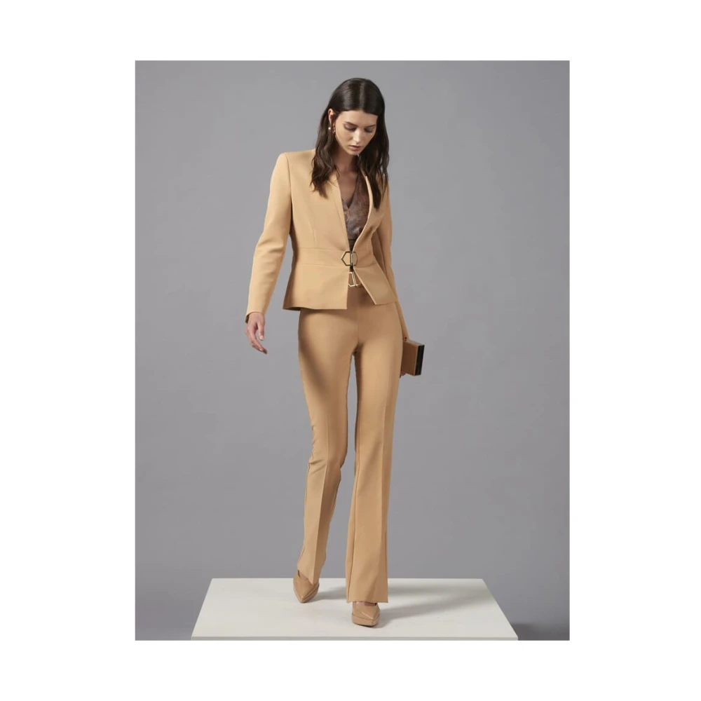 RINASCIMENTO Op maat gemaakte technische jas met gesp Beige Dames