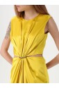 robe-maxi-en-soie-jaune-avec-decoupe
