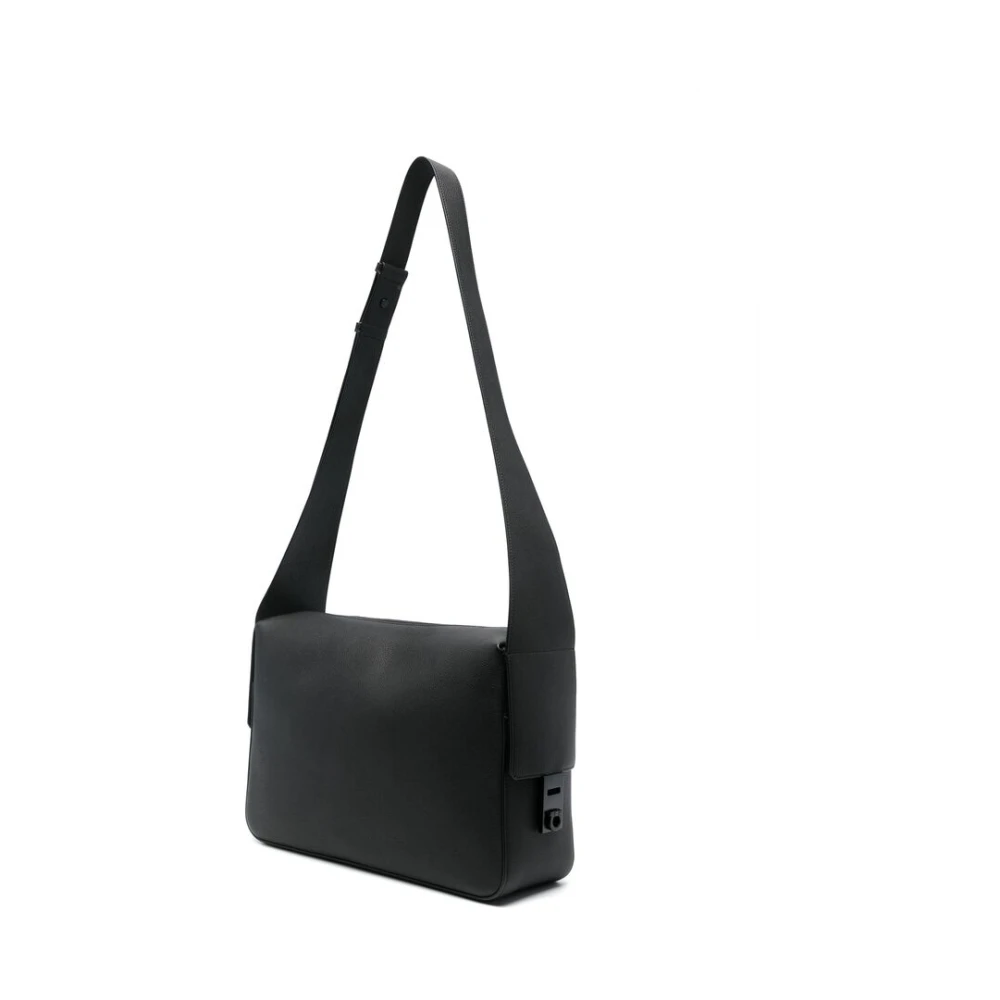Salvatore Ferragamo Zwarte Bagage met Verstelbare Schouderband Black Heren