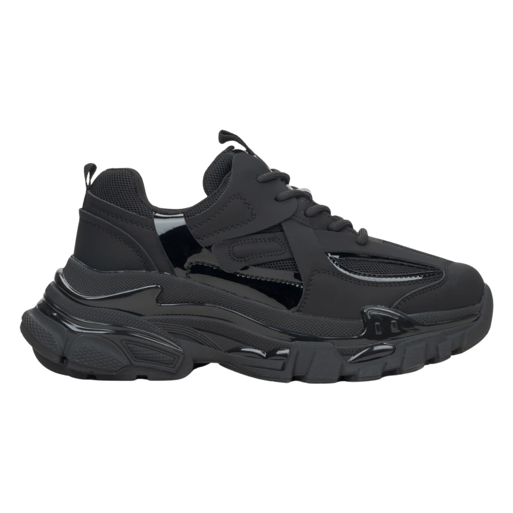 Estro Zwarte Lage Sneakers voor Vrouwen met een Chunky Platform ES8 Er00115758 Dames Schoenen