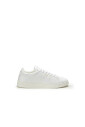 chaussures-plates-blanches-modele-elegant
