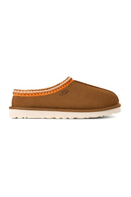 brown-sandals-with-tasman-braid