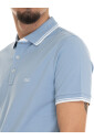 polo-a-profils-contrastants-et-logo