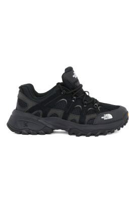 black-and-white-sneakers-stylish-design