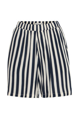 stribet-shorts-and-knickers