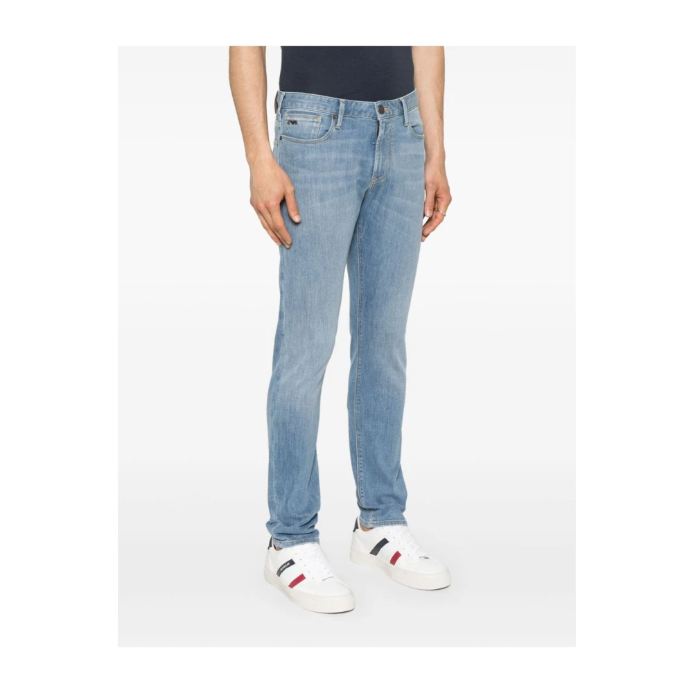 Emporio Armani Heldere Blauwe Jeans met Klassieke Stijl Blue Heren