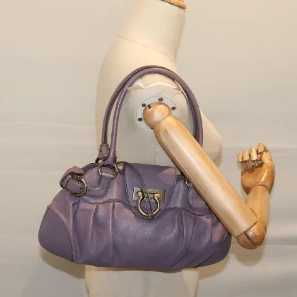 Salvatore Ferragamo Pre-owned Leather shoulder-bags Purple Dames