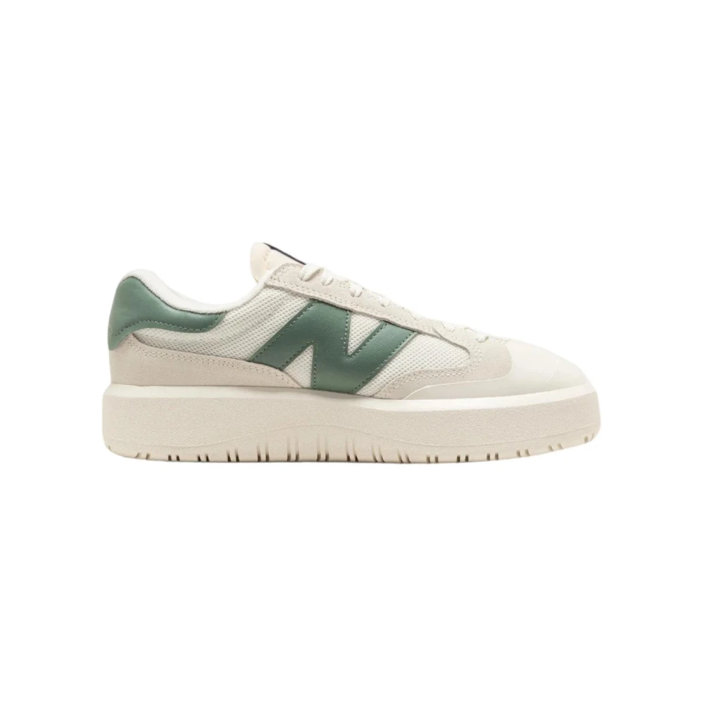 New Balance Minimalistische casual sneakers met onverwachte details Beige