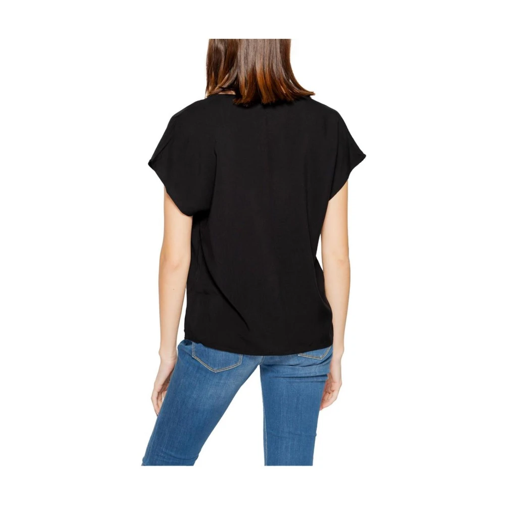 Jacqueline de Yong Zwarte Viscose V-hals T-shirt Black Dames