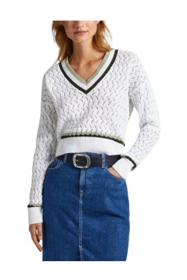 v-neck-knitwear
