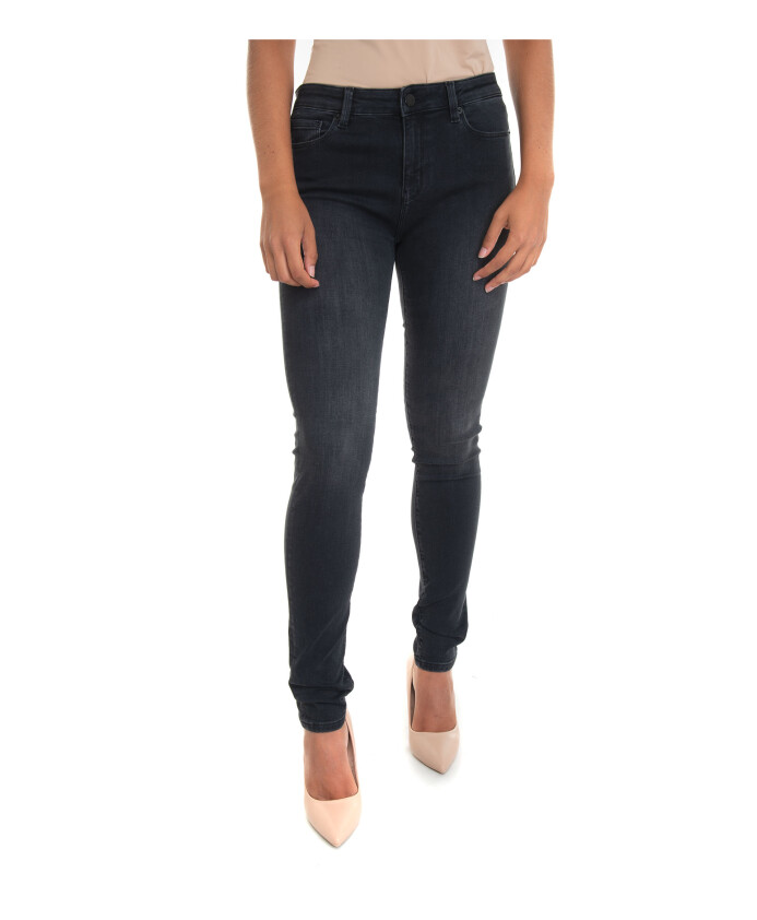 stretch-slim-fit-denim-jeans