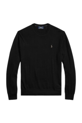 round-neck-knitwear