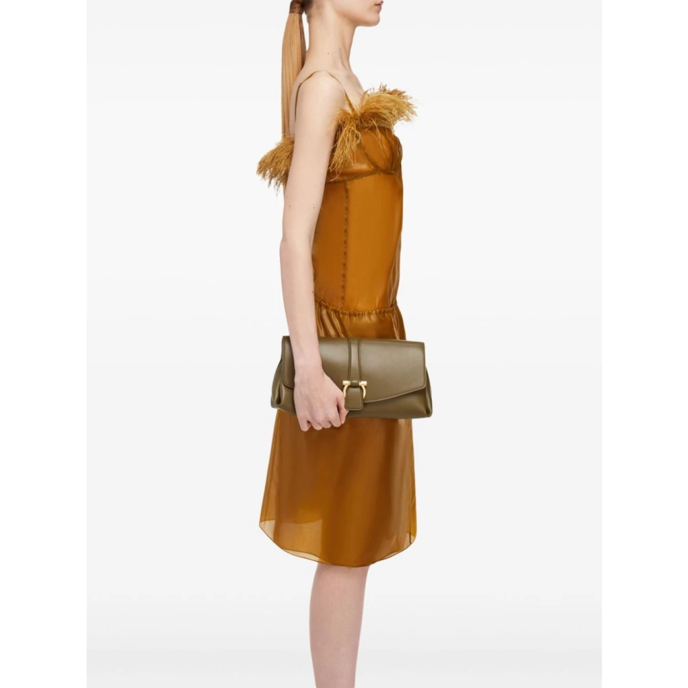 Salvatore Ferragamo Olijfgroene Schoudertas met Gouden Hardware Green Dames