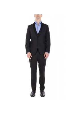 Smokin Suit Fun