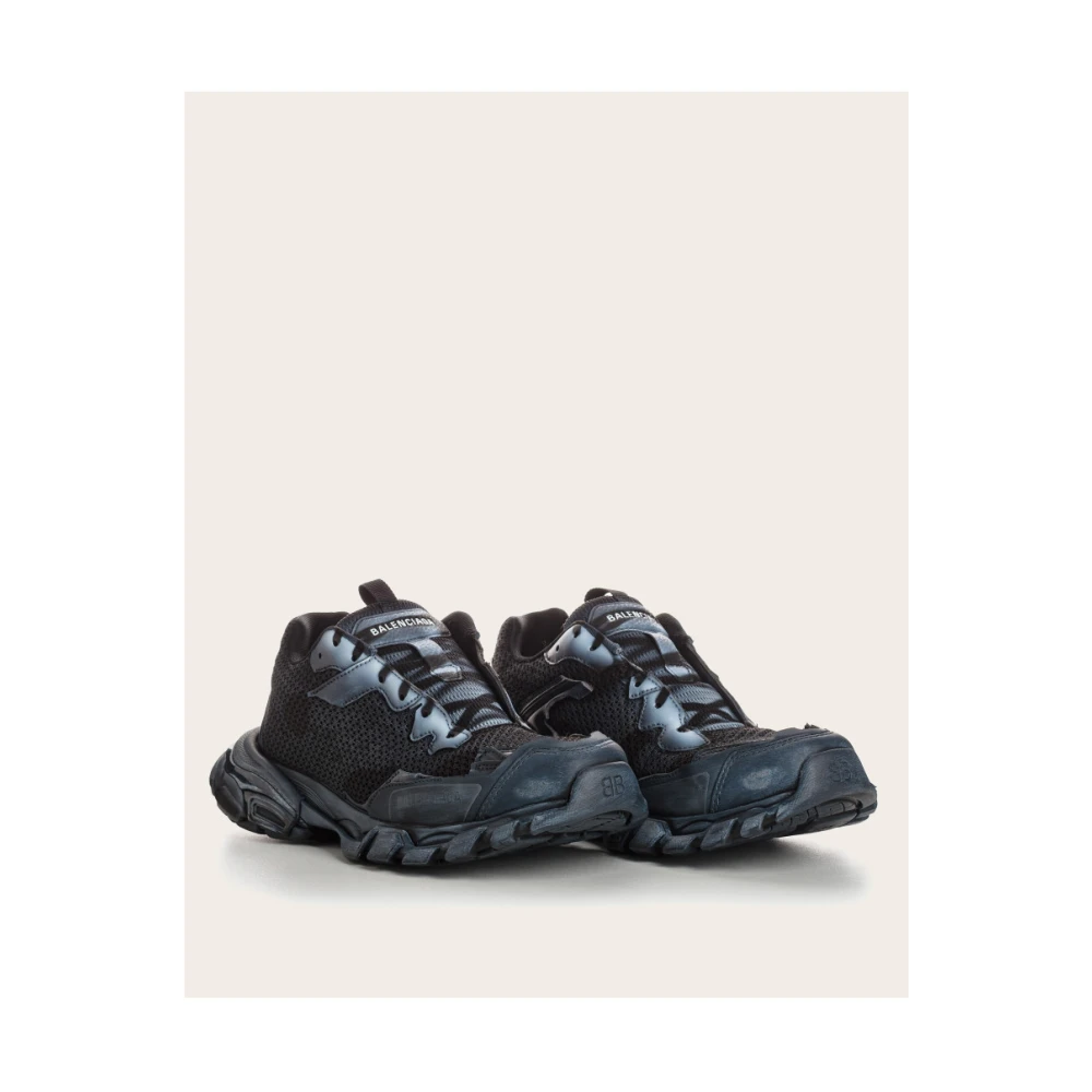 Balenciaga Track 3 Sneakers met versleten effect Black Heren