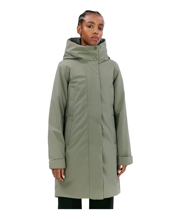 elegante-veste-impermeable-avec-isolation-recyclee