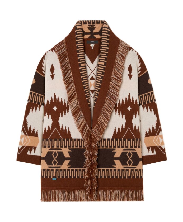 beige-sweaters-with-style