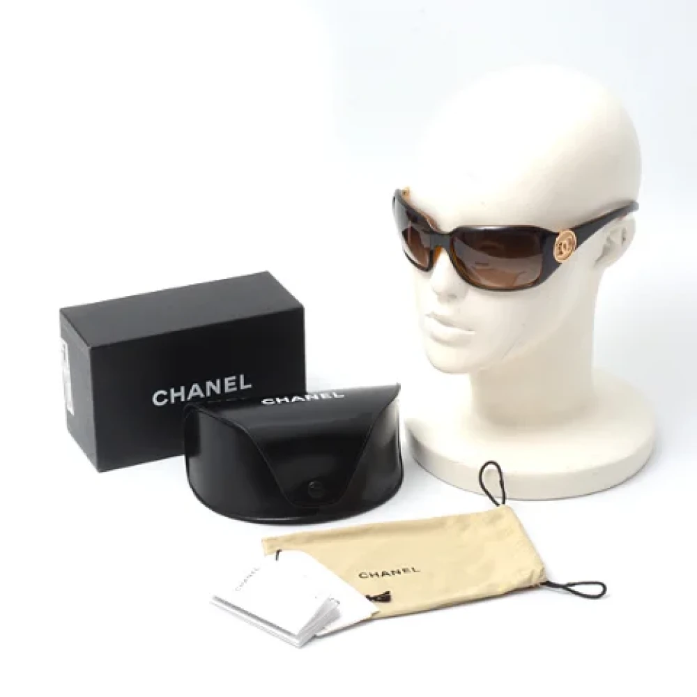 Chanel Vintage Pre-owned Plastic sunglasses Brown Dames