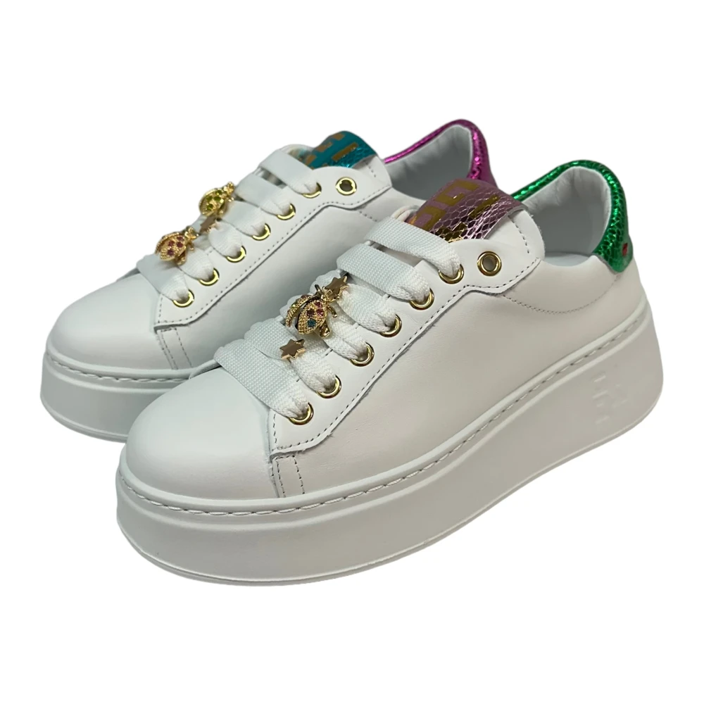 Gio+ Witte kalfsleren sneaker met verwijderbare accessoires White Dames