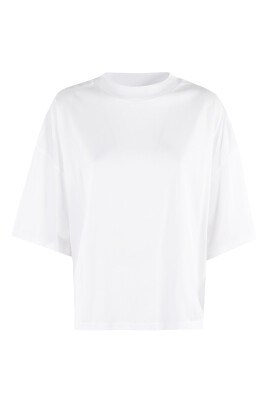 vit-t-shirt-med-boxy-fit